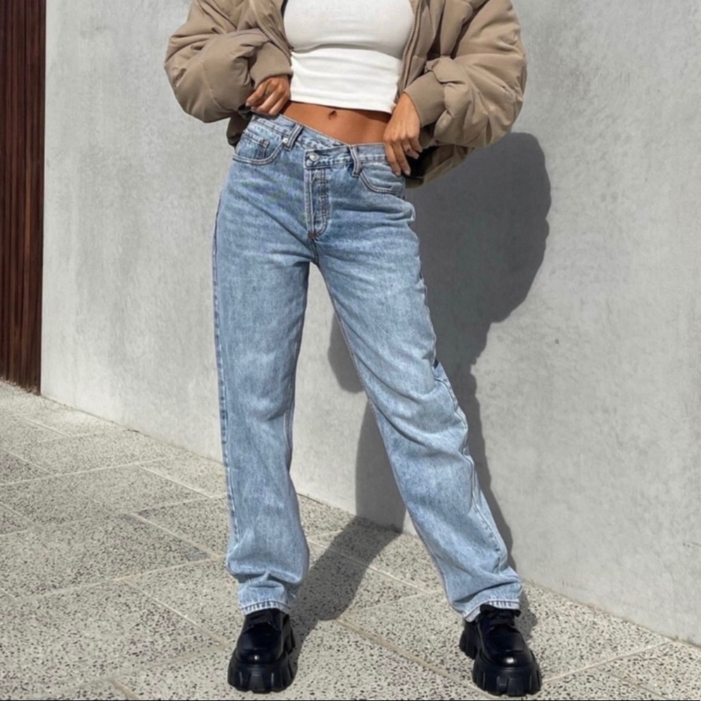 Princess Polly Asymmetrical Straight Leg Jean Light Wash Denim